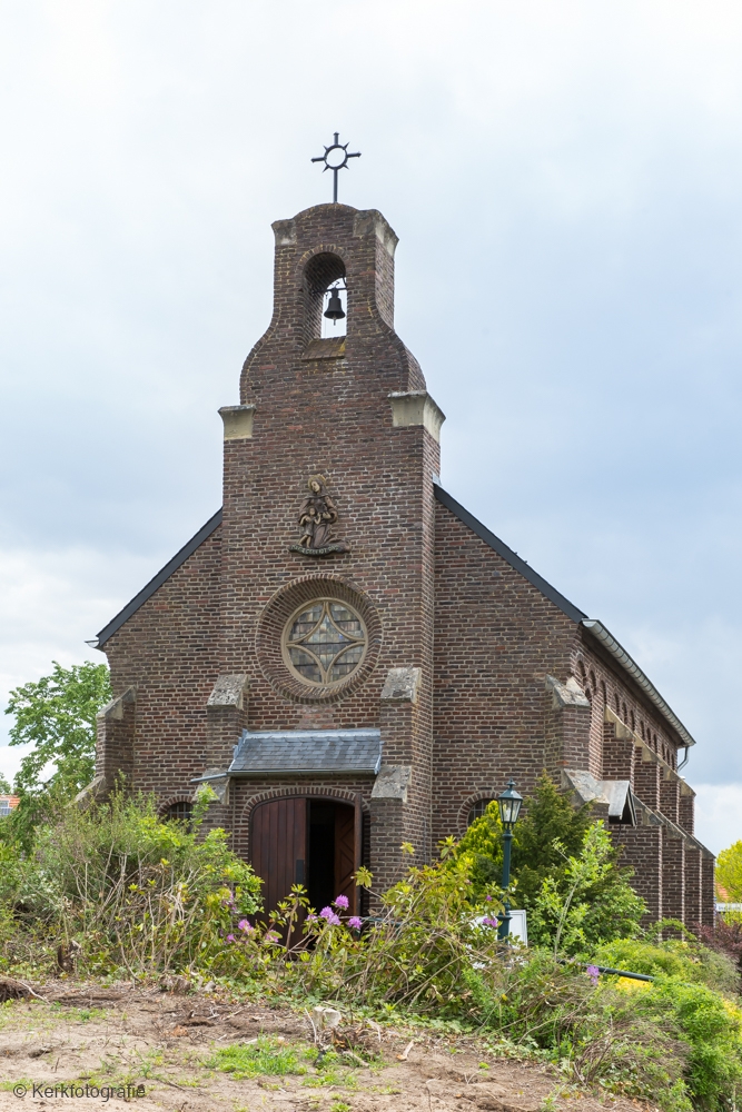 P25 - O.L. Vrouw van het H. Hart Kerk Panheel